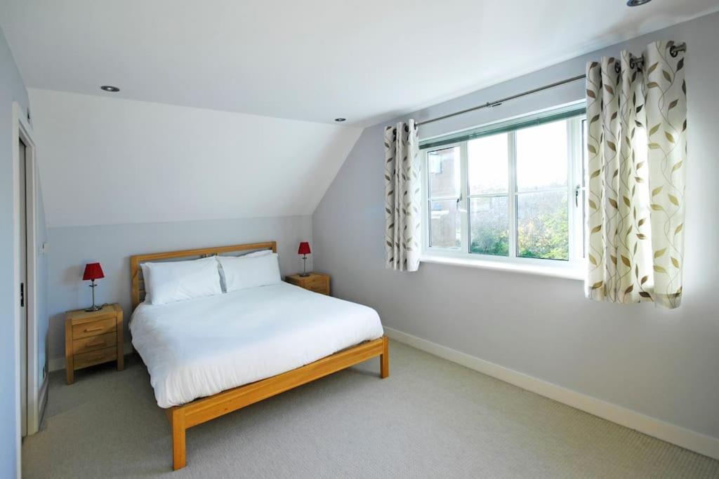 The Oars - Riverfront Property Henley-on-Thames Екстериор снимка
