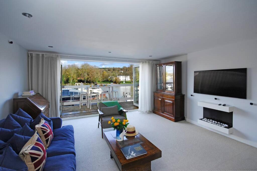 The Oars - Riverfront Property Henley-on-Thames Екстериор снимка